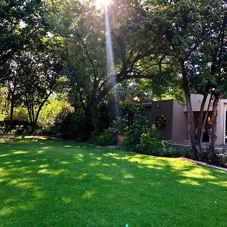 Bed and Breakfast Bella B'S Johannesburgo Exterior foto